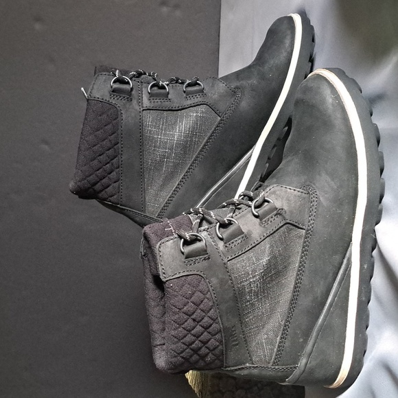 LL Bean Tek 2.5 Wedge Snow Boots Womens 9 Medium Black Leather D Ring 100g - Picture 1 of 7